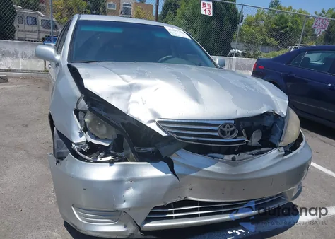 2005 Toyota Camry Le from USA, damaged, VIN 4T1BE32K25U638028